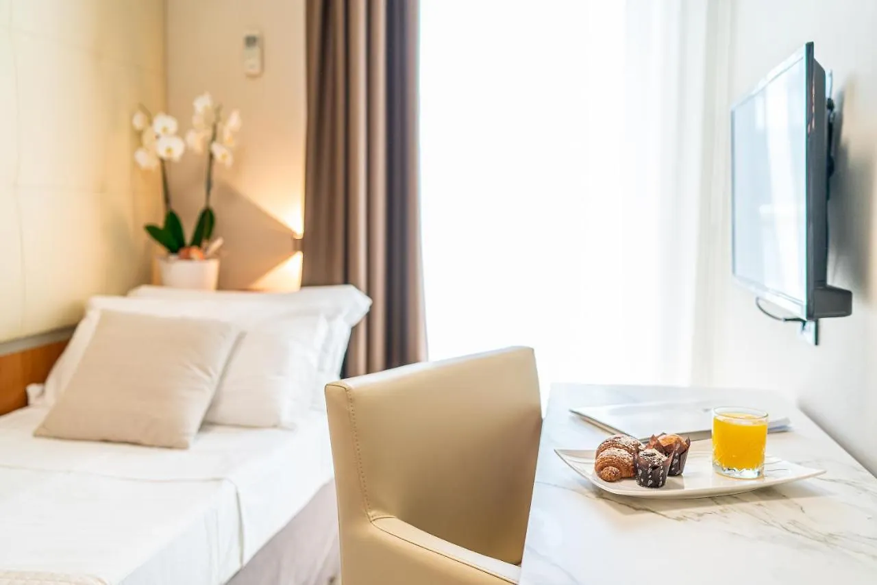 Hotel Royal Bibione 4*,